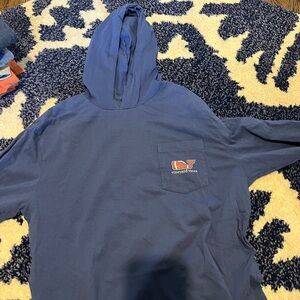 Vineyard Vines Blue Hooded long sleeved shirt  boys XL